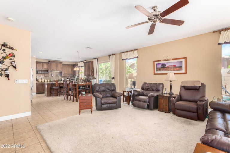 Photo 9 of 30 - 9003 S 53rd Dr, Laveen, AZ 85339