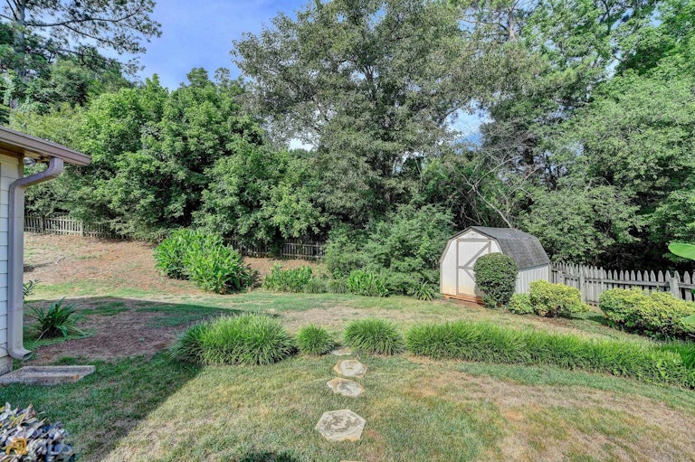Photo 40 of 47 - 658 Shiloh Ct, Lawrenceville, GA 30044