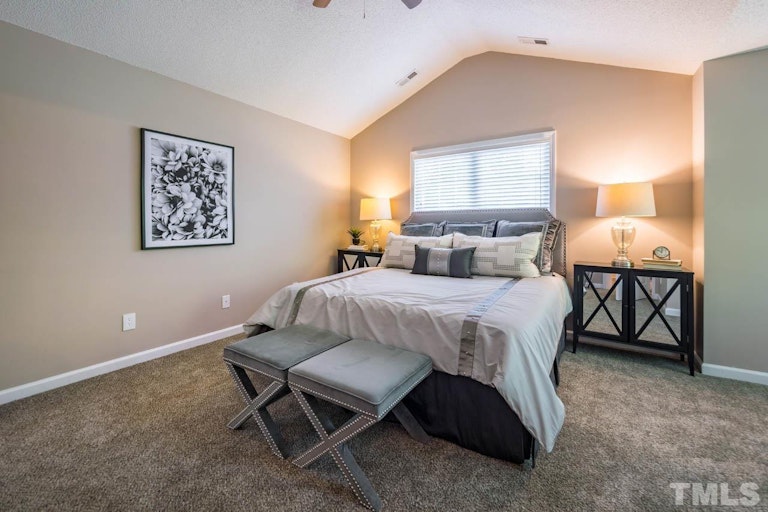 Photo 12 of 46 - 5 Ingram Ct, Durham, NC 27713