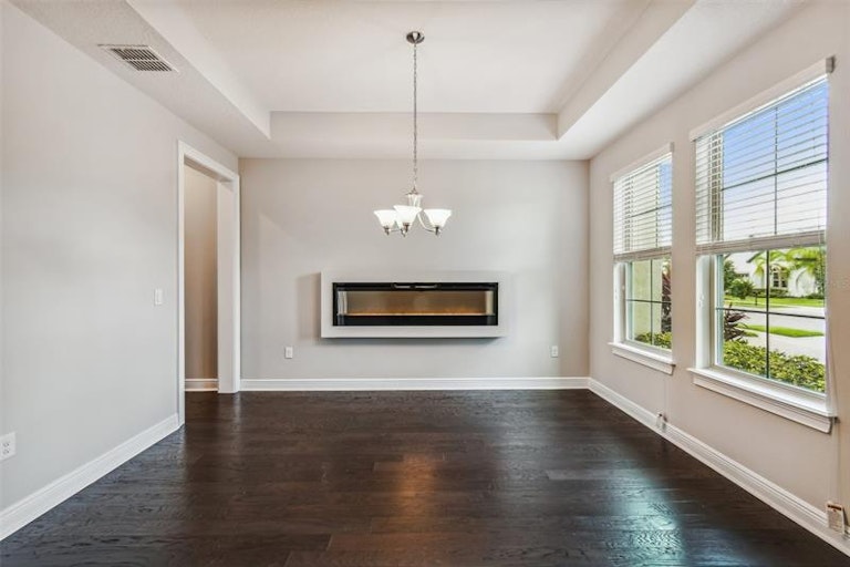 Photo 15 of 77 - 10430 Warrick St, Orlando, FL 32836