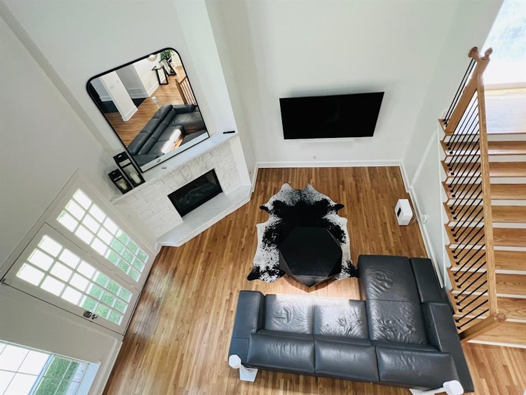 Photo 5 of 19 - 4334 Gilbert Ave, Dallas, TX 75219