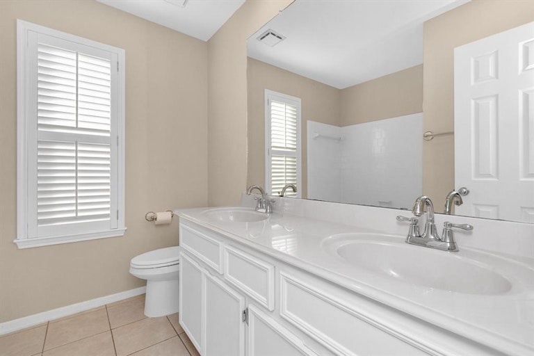 Photo 27 of 33 - 610 Ironwood Dr, Richmond, TX 77406