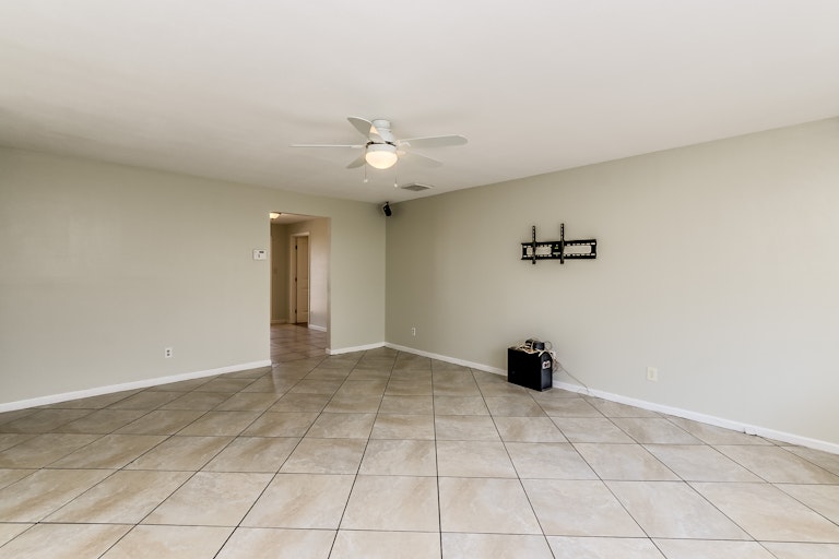Photo 11 of 26 - 3510 E Everett Dr, Phoenix, AZ 85032