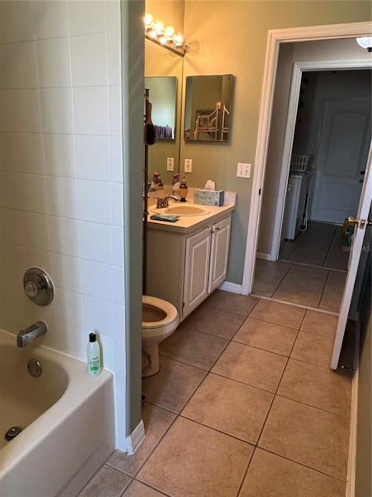 Photo 47 of 59 - 1028 Grand Reserve Dr, Davenport, FL 33837