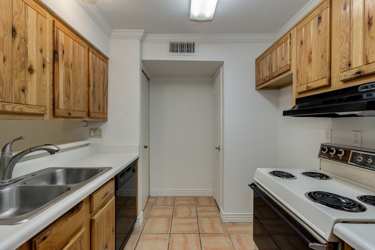 Photo 7 of 18 - 30 E Brown Rd #2041, Mesa, AZ 85201