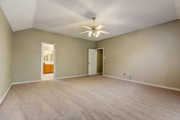 Photo 18 of 31 - 1110 Boyd Dr, Wylie, TX 75098