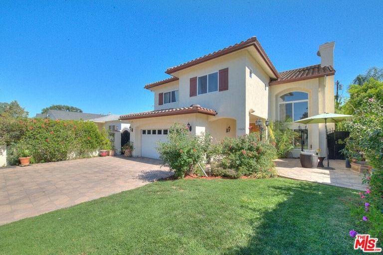 Photo 4 of 54 - 14826 Otsego St, Sherman Oaks, CA 91403