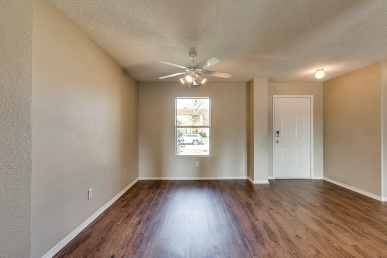 Photo 13 of 29 - 2810 Bissell Way, Wylie, TX 75098