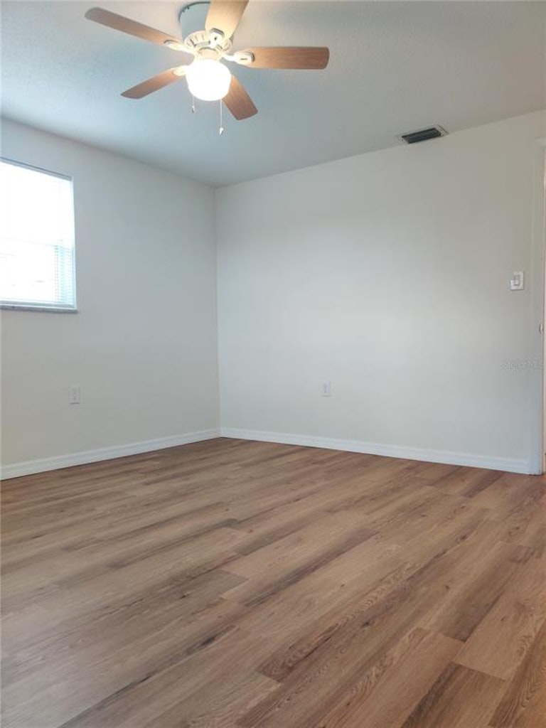 Photo 24 of 38 - 7031 Westcott Dr, Port Richey, FL 34668