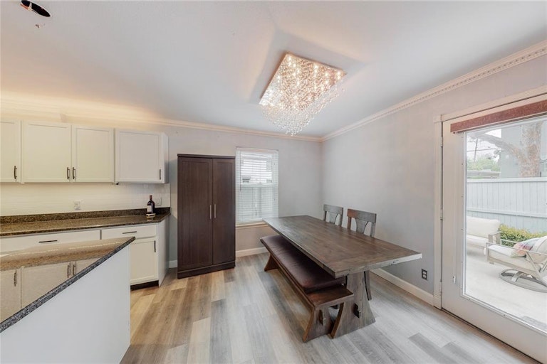 Photo 8 of 28 - 5021 N Hall St, Dallas, TX 75235