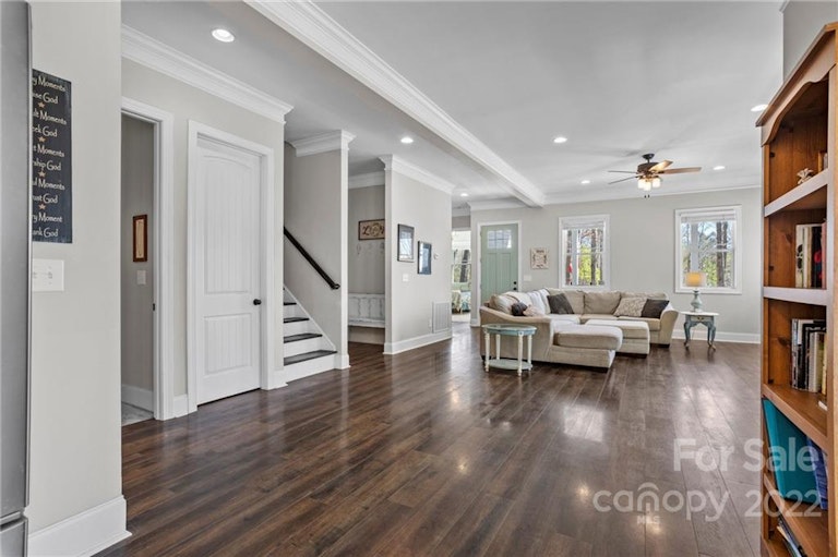 Photo 17 of 42 - 8510 Viking Dr, Waxhaw, NC 28173