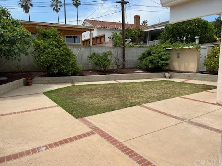 Photo 4 of 33 - 1601 W 20th St, San Pedro, CA 90732