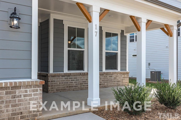 Photo 3 of 28 - 100 Echo Canyon Dr, Clayton, NC 27527