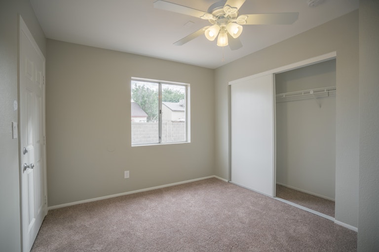Photo 20 of 25 - 9207 W Cameron Dr, Peoria, AZ 85345
