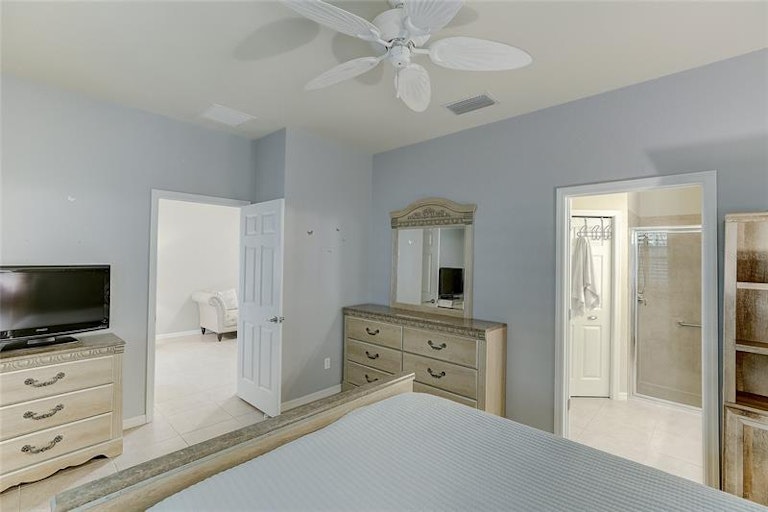 Photo 18 of 51 - 11815 Tempest Harbor Loop, Venice, FL 34292