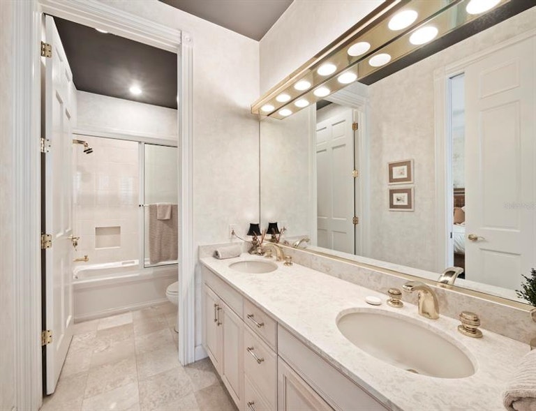 Photo 36 of 68 - 617 Weston Pointe Ct, Longboat Key, FL 34228