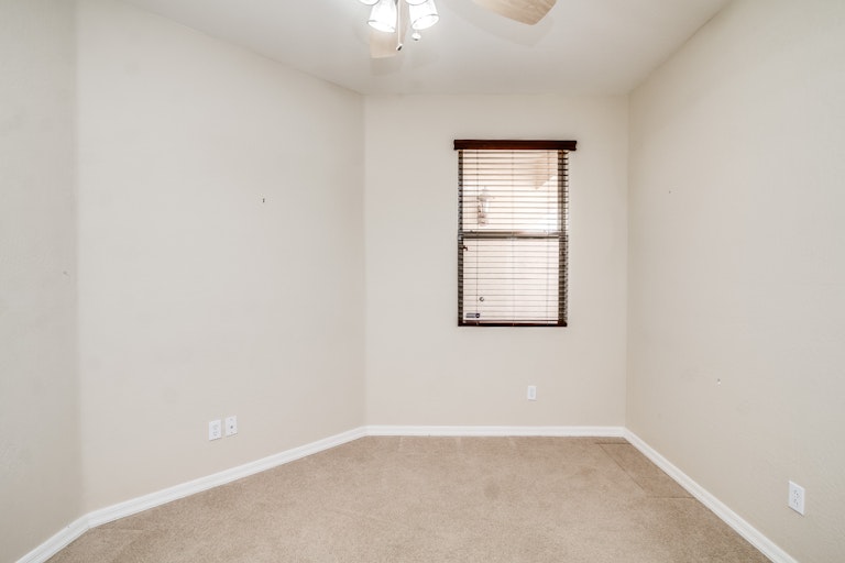 Photo 23 of 32 - 22792 W Hopi St, Buckeye, AZ 85326