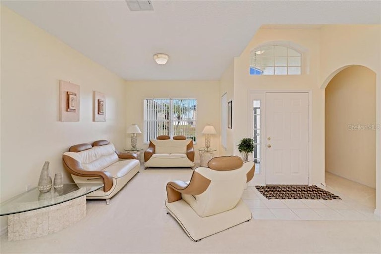 Photo 3 of 24 - 5401 Dahlia Reserve Dr, Kissimmee, FL 34758