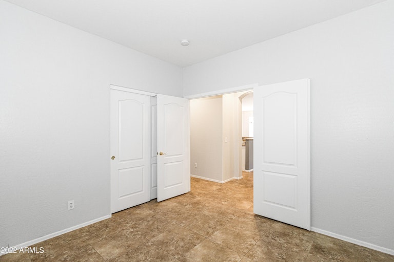 Photo 13 of 23 - 29919 N Little Leaf Dr, San Tan Valley, AZ 85143