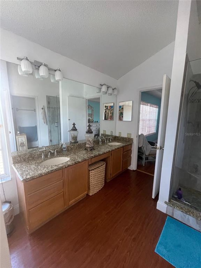 Photo 23 of 50 - 10521 Cherry Oak Cir, Orlando, FL 32817