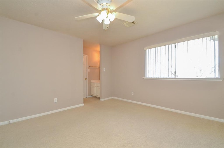 Photo 29 of 34 - 14810 Winterfair Dr, Houston, TX 77082