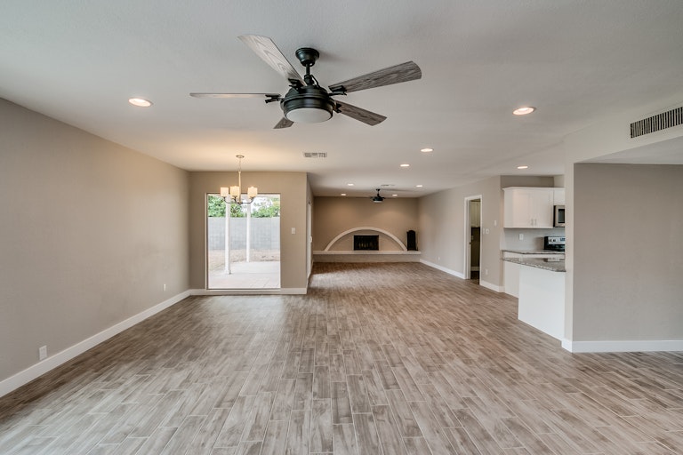 Photo 6 of 23 - 2611 W Straford Dr, Chandler, AZ 85224