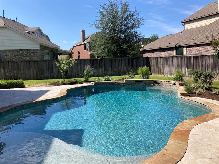 Photo 6 of 43 - 91 Hearthshire Cir, Magnolia, TX 77354