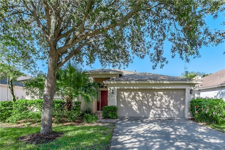Photo 1 of 21 - 9919 Stockbridge Dr, Tampa, FL 33626
