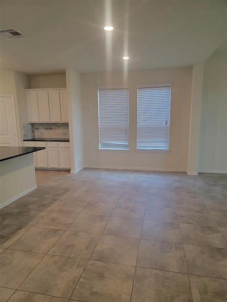 Photo 13 of 34 - 3530 Lark Ascending Ln, Richmond, TX 77406