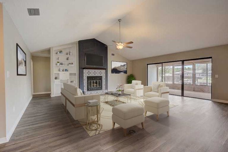 Photo 2 of 32 - 2401 Harris Blvd, Kissimmee, FL 34746