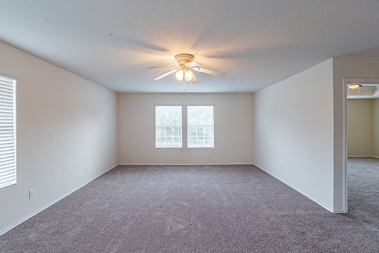 Photo 14 of 22 - 7730 Paraiso Cir, Boerne, TX 78015