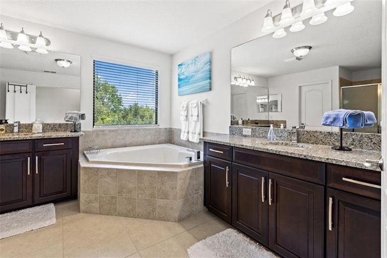 Photo 40 of 58 - 19402 Whispering Brook Dr, Tampa, FL 33647