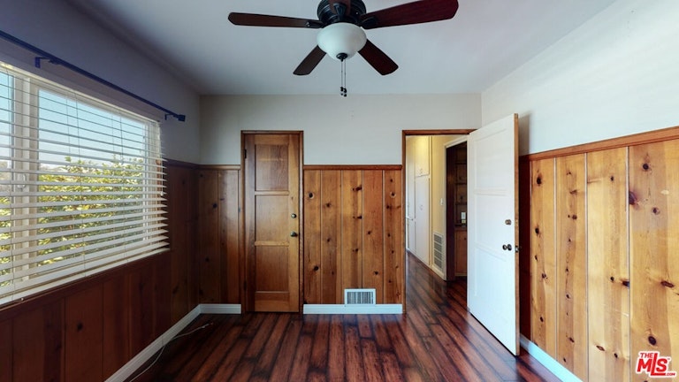 Photo 12 of 18 - 3434 Blair Dr, Los Angeles, CA 90068