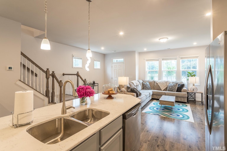 Photo 9 of 30 - 3700 Buffaloe Rd, Raleigh, NC 27604