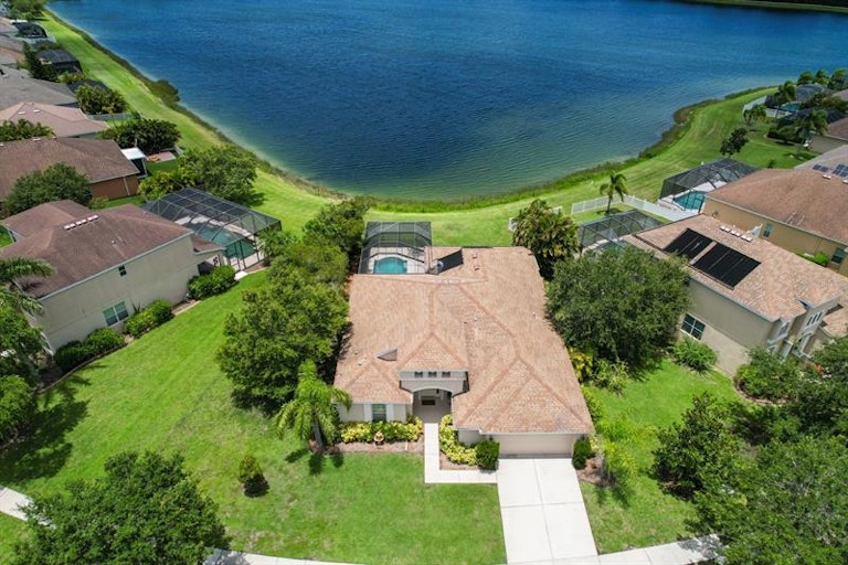 Photo 5 of 50 - 801 Seminole Sky Dr, Ruskin, FL 33570