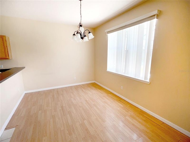 Photo 5 of 18 - 123 Blue Jay Way, Davenport, FL 33896