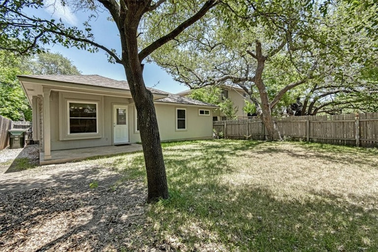 Photo 25 of 28 - 1200 Pine Portage Loop, Leander, TX 78641
