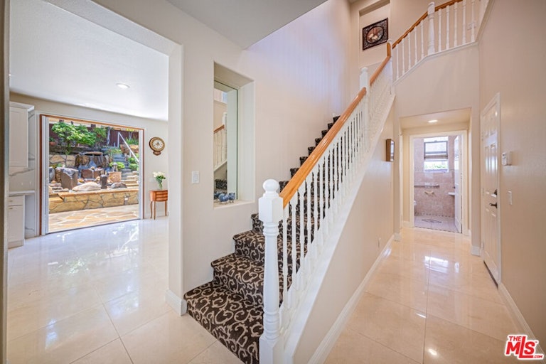 Photo 22 of 48 - 686 Milford St, Los Angeles, CA 90042