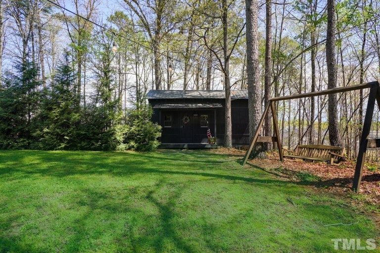 Photo 28 of 31 - 2016 Neuse Colony Dr, Clayton, NC 27527