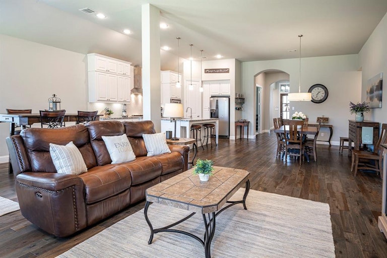 Photo 15 of 40 - 1711 Birdsong Ln, Prosper, TX 75078