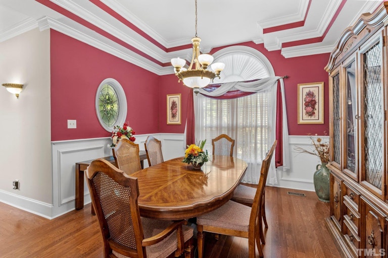 Photo 14 of 40 - 6103 Valentine St, Zebulon, NC 27597