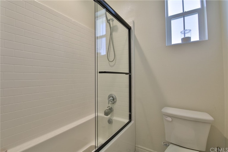 Photo 9 of 41 - 13910 Fairway Dr, Whittier, CA 90604