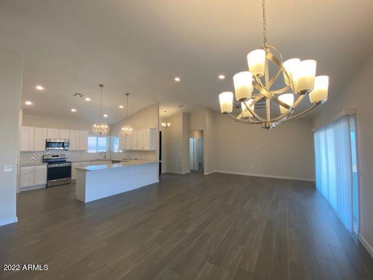Photo 7 of 27 - 10120 W Appaloosa Trl, Casa Grande, AZ 85194