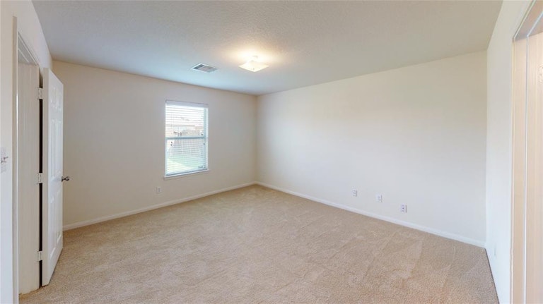 Photo 22 of 29 - 915 Marigold Rd, Baytown, TX 77521