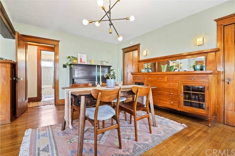 Photo 13 of 42 - 526 E 8th St, Long Beach, CA 90813