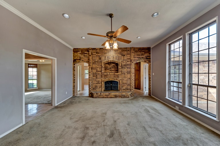 Photo 3 of 30 - 3608 Woodhaven Ct, Bedford, TX 76021