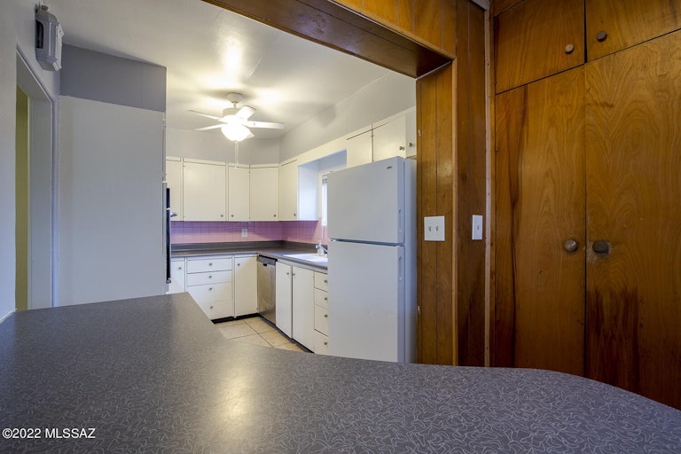 Photo 21 of 43 - 1548 E 9th St, Tucson, AZ 85719
