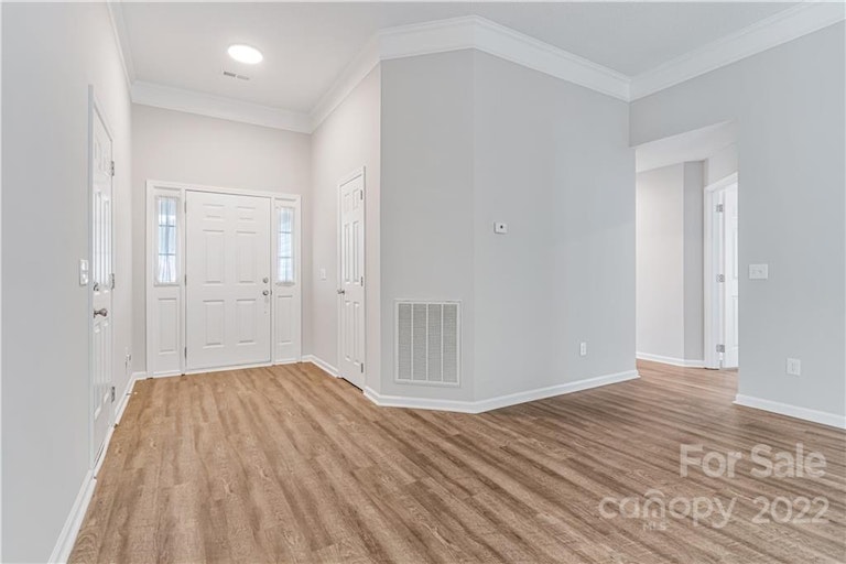 Photo 5 of 25 - 3661 Lake Spring Ave NW, Concord, NC 28027