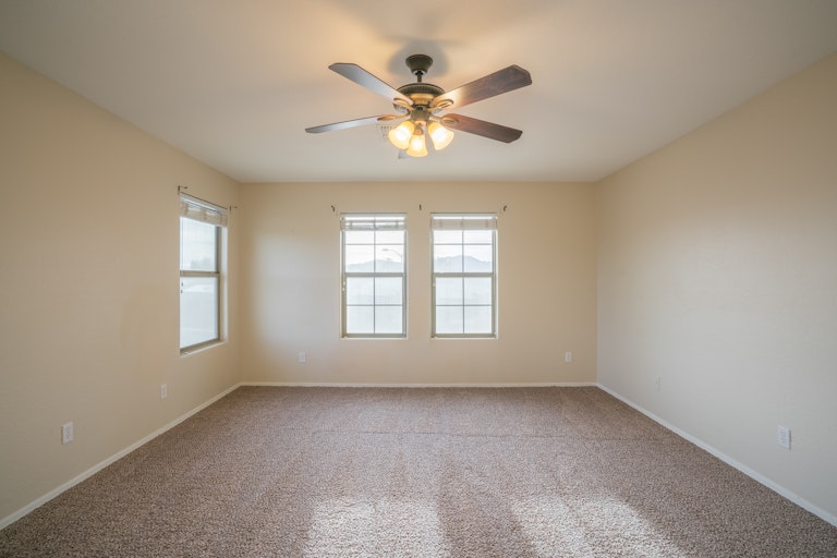 Photo 15 of 36 - 14337 N 177th Ave, Surprise, AZ 85388