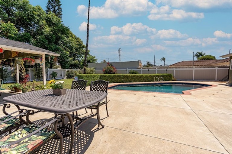 Photo 27 of 36 - 18681 Spaulding Ave, Santa Ana, CA 92705